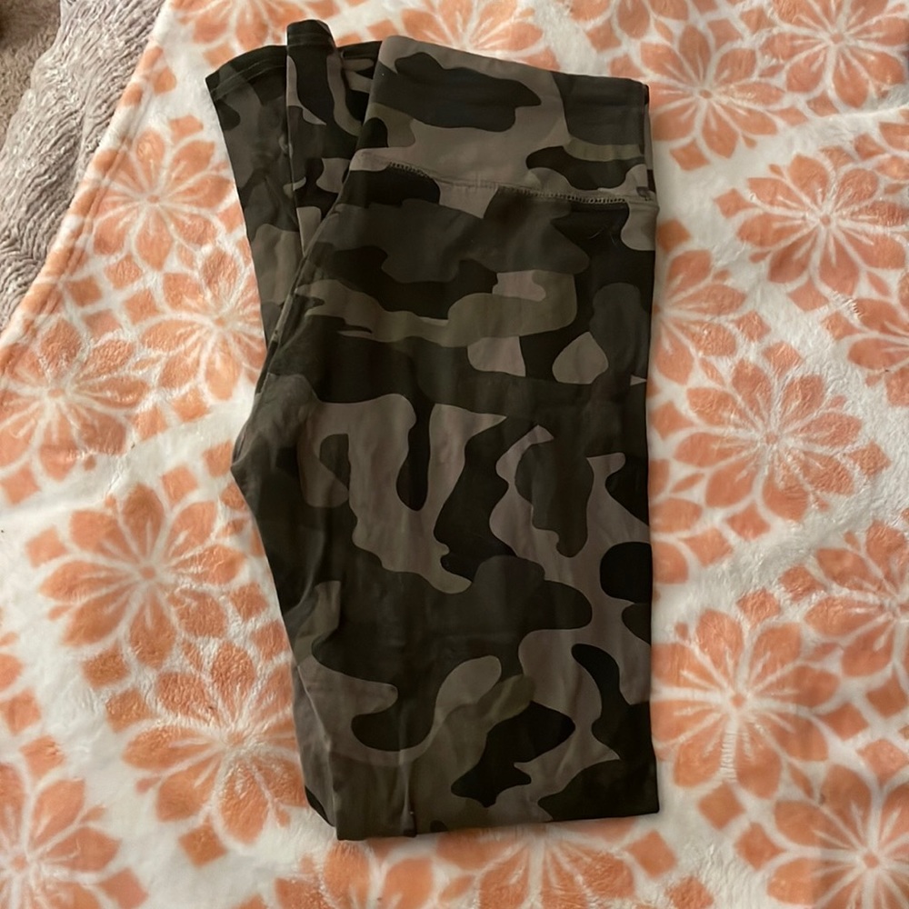 wild fable size S soft leggings